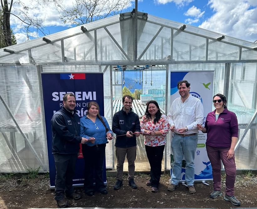 Subsecretario del Medio Ambiente inauguró vivero comunitario de Liquiñe en la Región de Los Ríos